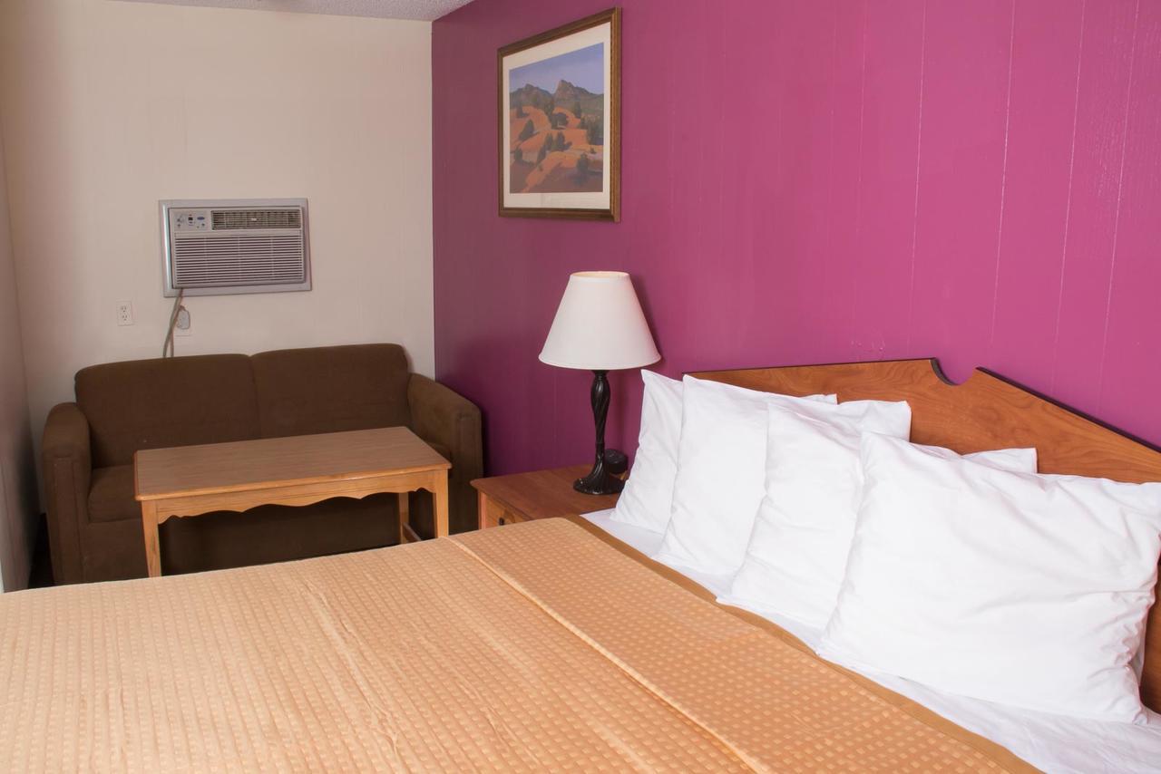 Budget Inn コールドウェル エクステリア 写真